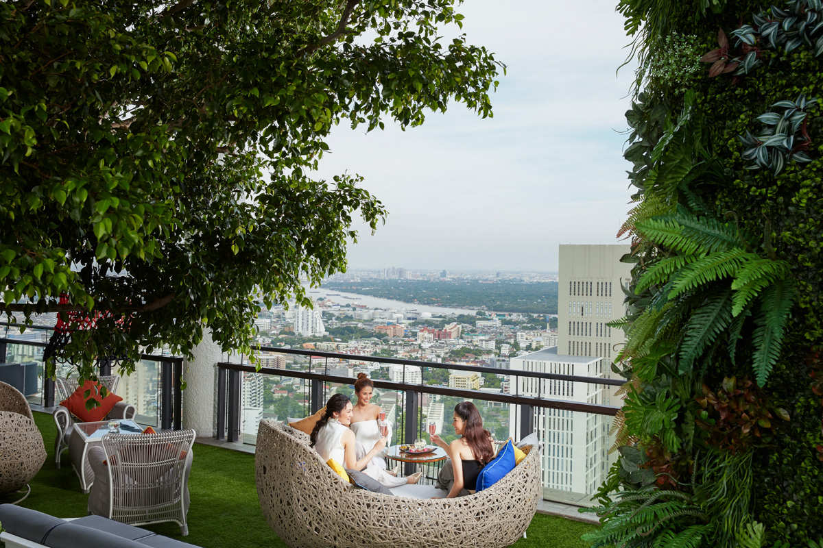 Saffron Sky Garden 52th Floor at Banyan Tree Bangkok